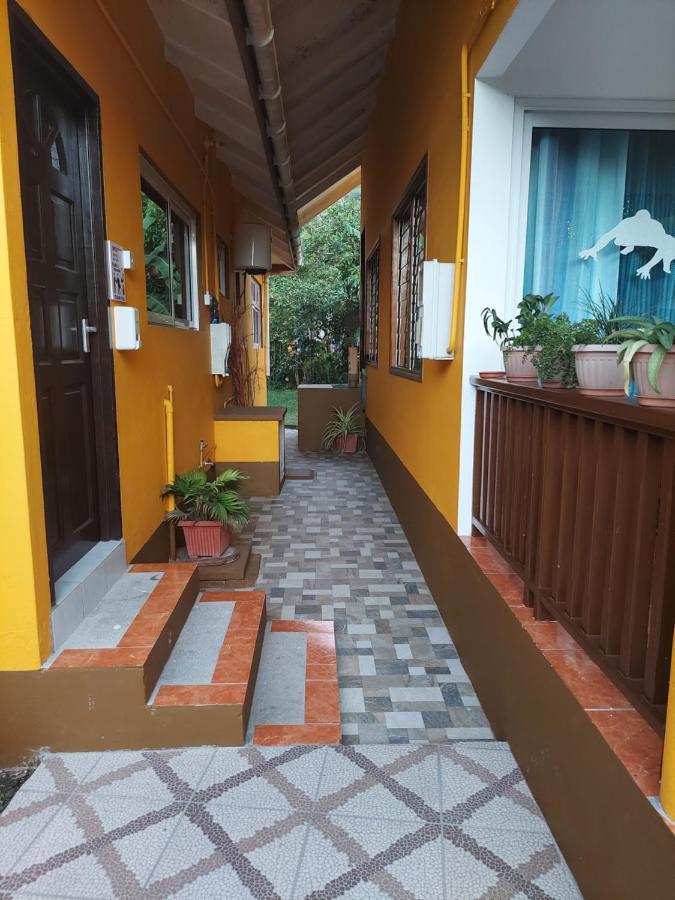 Chez Mera Self Catering La Digue Kültér fotó